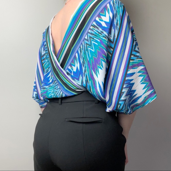 Bebe 2000s 100% Silk Striped Zig Zag Chevron Asymmetrical Bodysuit Blouse - Picture 3 of 12